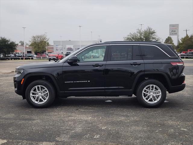 2025 Jeep Grand Cherokee GRAND CHEROKEE LAREDO X 4X2