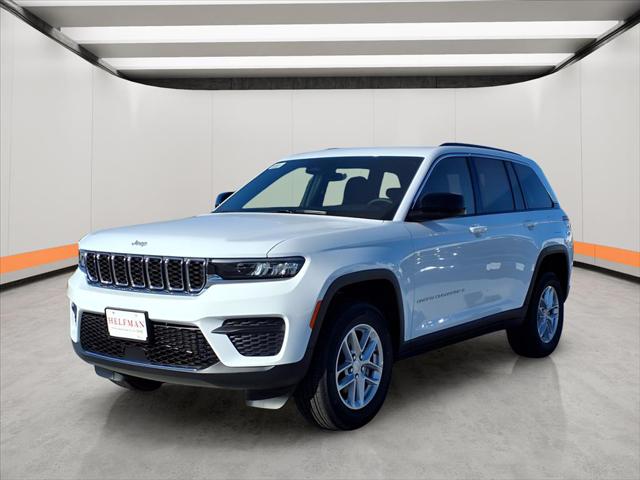 2025 Jeep Grand Cherokee GRAND CHEROKEE LAREDO X 4X2