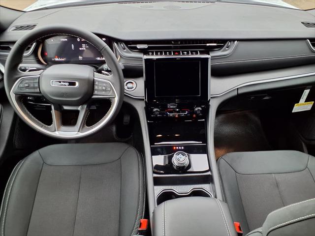 2025 Jeep Grand Cherokee GRAND CHEROKEE L LAREDO X 4X2 2025 Jeep Grand Cherokee GRAND CHEROKEE L LAREDO X 4X2