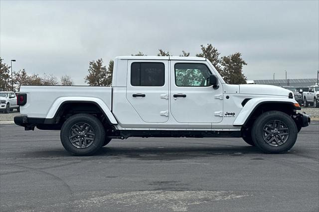 2026 Jeep Gladiator GLADIATOR SPORT S 4X4 2026 Jeep Gladiator GLADIATOR SPORT S 4X4