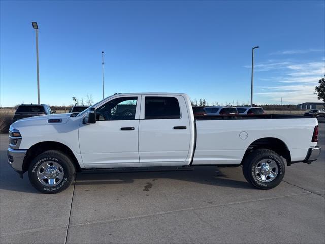 2026 RAM Ram 2500 RAM 2500 TRADESMAN CREW CAB 4X4 8 BOX