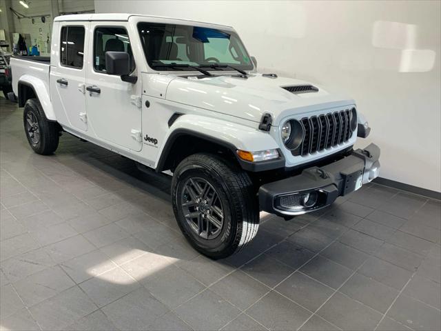 2026 Jeep Gladiator GLADIATOR SPORT S 4X4 2026 Jeep Gladiator GLADIATOR SPORT S 4X4