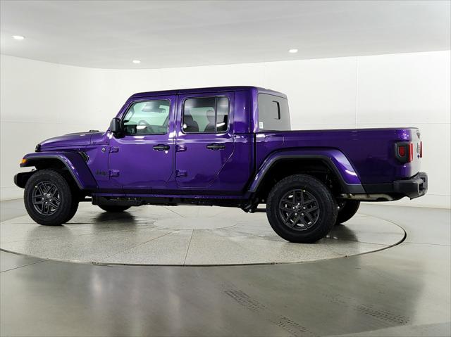 2026 Jeep Gladiator GLADIATOR SPORT S 4X4 2026 Jeep Gladiator GLADIATOR SPORT S 4X4