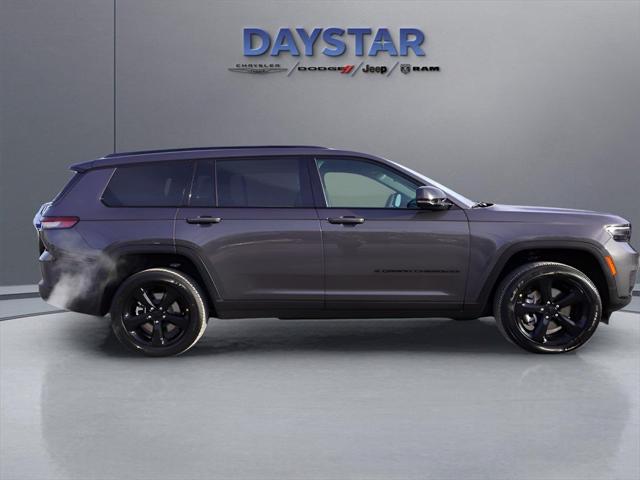 2025 Jeep Grand Cherokee GRAND CHEROKEE L ALTITUDE 4X4