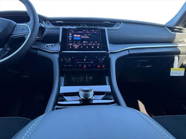 2025 Jeep Grand Cherokee GRAND CHEROKEE L ALTITUDE X 4X2 2025 Jeep Grand Cherokee GRAND CHEROKEE L ALTITUDE X 4X2