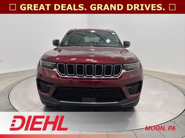 2025 Jeep Grand Cherokee GRAND CHEROKEE LAREDO X 4X4 2025 Jeep Grand Cherokee GRAND CHEROKEE LAREDO X 4X4