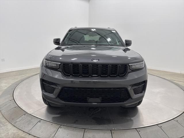 2025 Jeep Grand Cherokee GRAND CHEROKEE ALTITUDE X 4X4 2025 Jeep Grand Cherokee GRAND CHEROKEE ALTITUDE X 4X4
