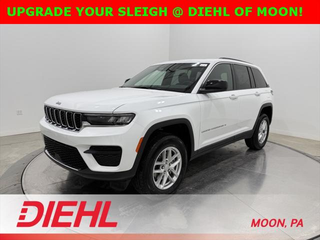 2025 Jeep Grand Cherokee GRAND CHEROKEE LAREDO X 4X4