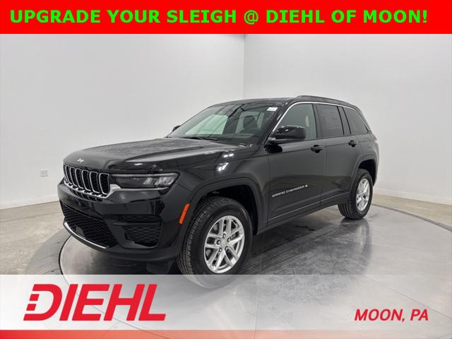 2025 Jeep Grand Cherokee GRAND CHEROKEE LAREDO X 4X4