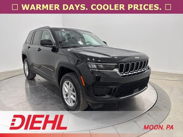 2025 Jeep Grand Cherokee GRAND CHEROKEE LAREDO X 4X4