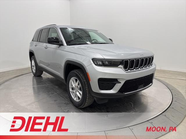 2025 Jeep Grand Cherokee GRAND CHEROKEE LAREDO X 4X4 2025 Jeep Grand Cherokee GRAND CHEROKEE LAREDO X 4X4