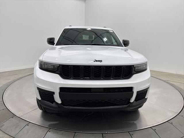 2025 Jeep Grand Cherokee GRAND CHEROKEE L ALTITUDE X 4X4 2025 Jeep Grand Cherokee GRAND CHEROKEE L ALTITUDE X 4X4