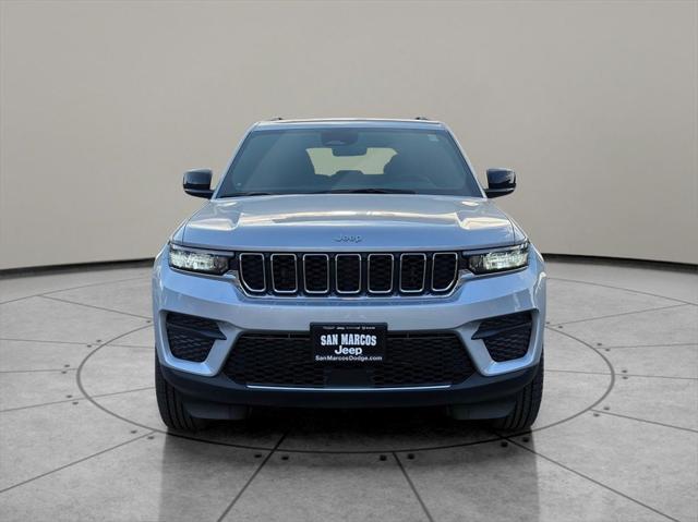 2025 Jeep Grand Cherokee GRAND CHEROKEE LAREDO 4X2