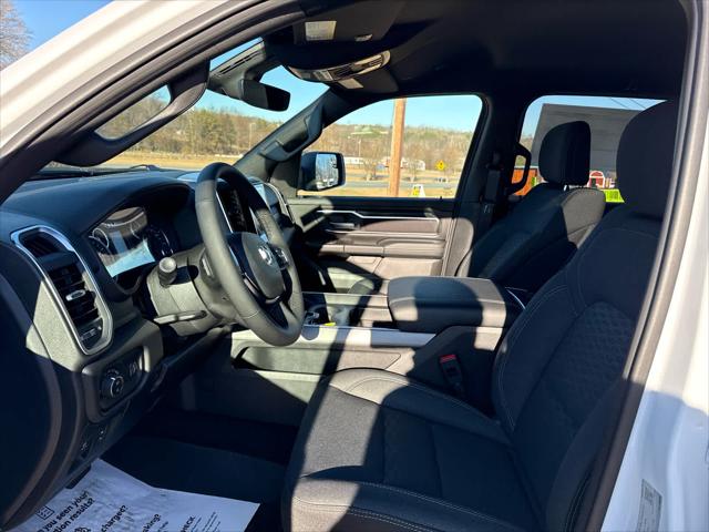 2026 Ram 1500 Big Horn Crew Cab 4x4 5'7" Box