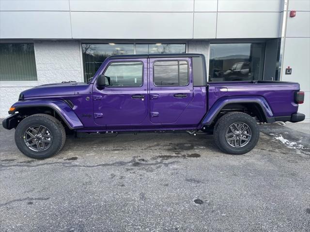2026 Jeep Gladiator GLADIATOR SPORT S 4X4 2026 Jeep Gladiator GLADIATOR SPORT S 4X4