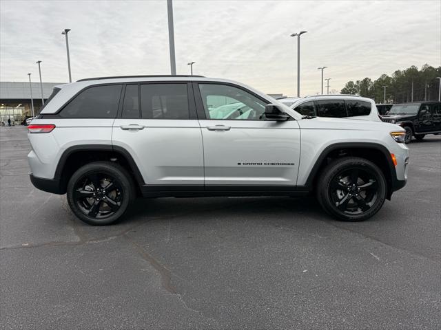 2025 Jeep Grand Cherokee GRAND CHEROKEE ALTITUDE X 4X4