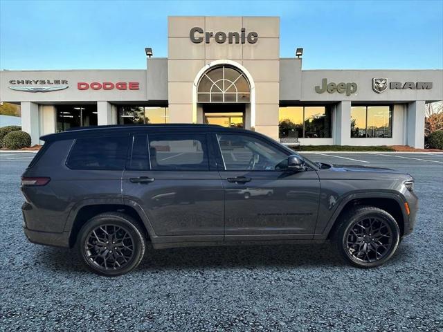 2025 Jeep Grand Cherokee GRAND CHEROKEE L SUMMIT 4X4