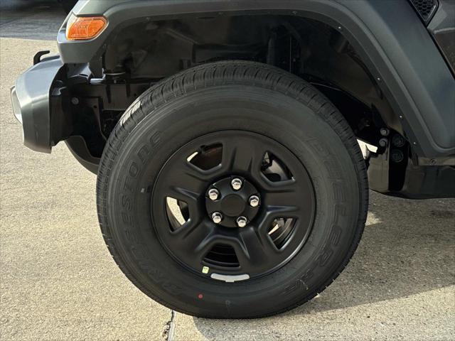 2026 Jeep Gladiator GLADIATOR SPORT 4X4