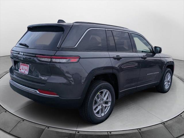 2025 Jeep Grand Cherokee GRAND CHEROKEE LAREDO X 4X4 2025 Jeep Grand Cherokee GRAND CHEROKEE LAREDO X 4X4