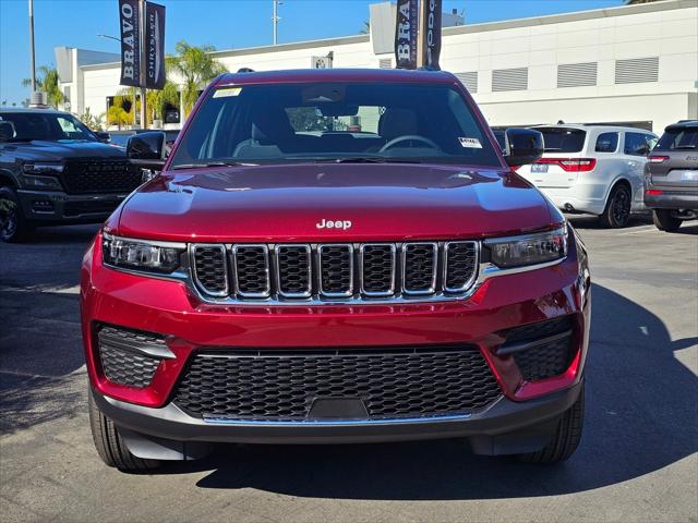 2025 Jeep Grand Cherokee GRAND CHEROKEE LAREDO X 4X2 2025 Jeep Grand Cherokee GRAND CHEROKEE LAREDO X 4X2