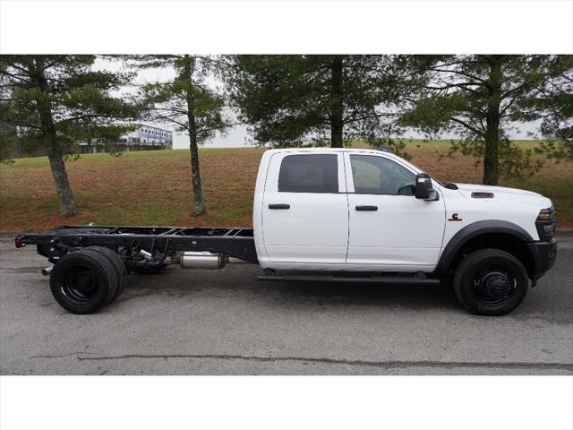 2026 RAM Ram 5500 Chassis Cab RAM 5500 TRADESMAN CHASSIS CREW CAB 4X4 84 CA