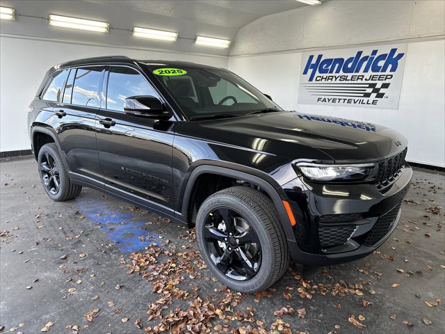 2025 Jeep Grand Cherokee GRAND CHEROKEE ALTITUDE X 4X4