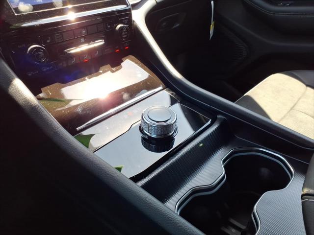 2025 Jeep Grand Cherokee Altitude X 4x2
