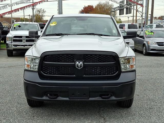 2017 RAM 1500 SSV Crew Cab 4x4 57 Box 2017 RAM 1500 SSV Crew Cab 4x4 57 Box