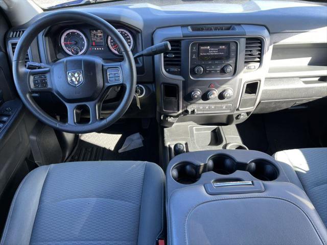 2018 RAM 2500 Tradesman Crew Cab 4x4 64 Box 2018 RAM 2500 Tradesman Crew Cab 4x4 64 Box