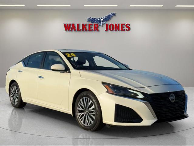 2024 Nissan Altima SV FWD