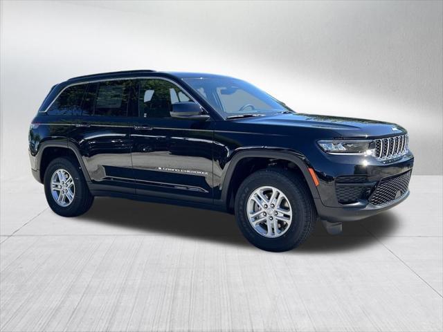 2025 Jeep Grand Cherokee GRAND CHEROKEE LAREDO 4X2