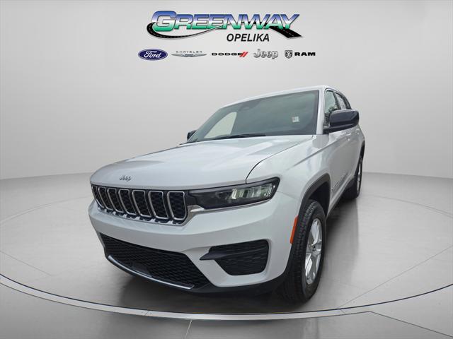 2025 Jeep Grand Cherokee GRAND CHEROKEE LAREDO X 4X2