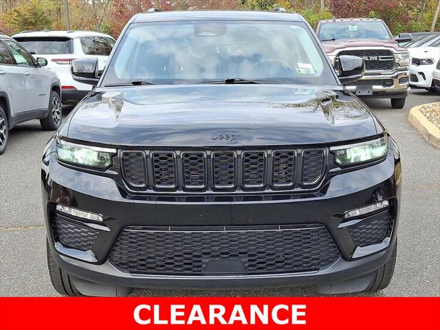 2023 Jeep Grand Cherokee Limited 4x4 2023 Jeep Grand Cherokee Limited 4x4