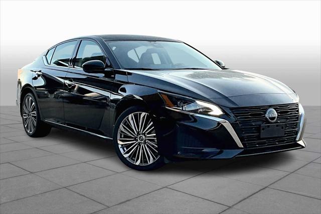 2025 Nissan Altima SL FWD