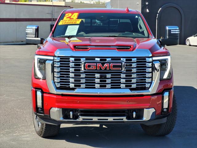 2024 GMC Sierra 2500HD 4WD Crew Cab Standard Bed Denali