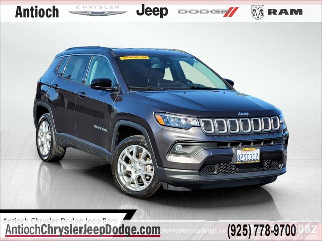 2022 Jeep Compass Latitude Lux 4x4 2022 Jeep Compass Latitude Lux 4x4