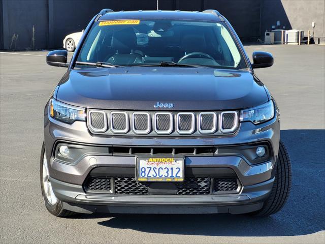 2022 Jeep Compass Latitude Lux 4x4 2022 Jeep Compass Latitude Lux 4x4