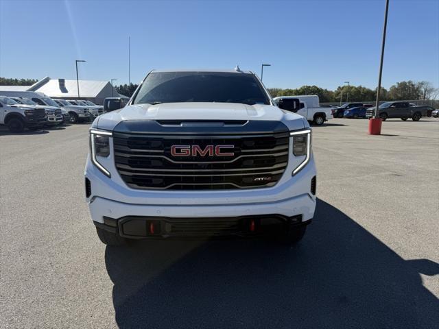 2024 GMC Sierra 1500 4WD Crew Cab Standard Box AT4