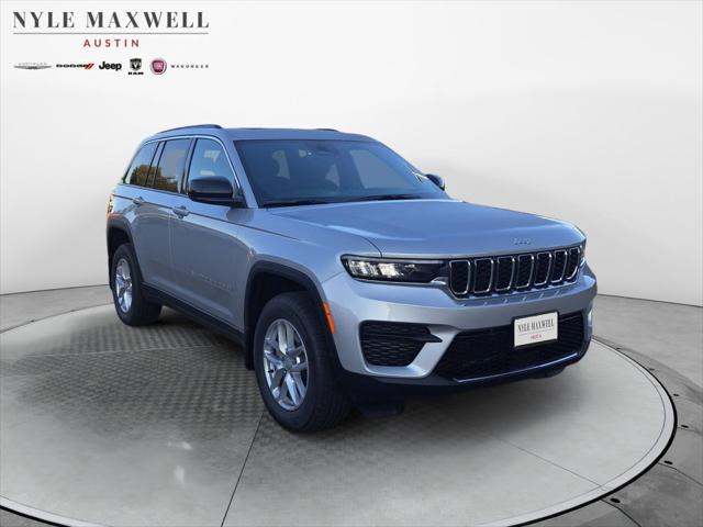 2025 Jeep Grand Cherokee GRAND CHEROKEE LAREDO X 4X4 2025 Jeep Grand Cherokee GRAND CHEROKEE LAREDO X 4X4