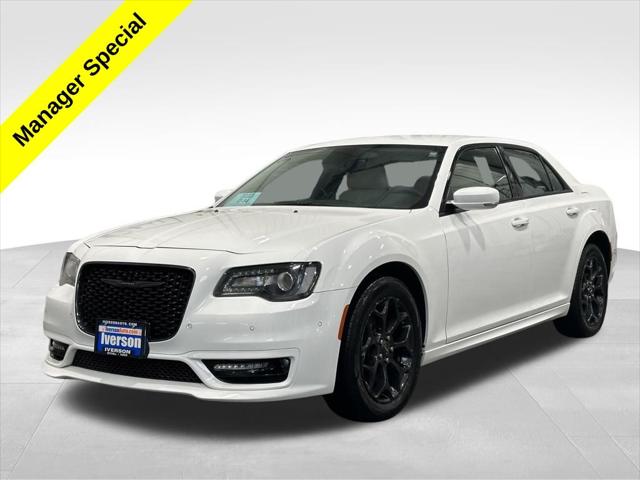 2023 Chrysler 300 Touring-L AWD 2023 Chrysler 300 Touring-L AWD