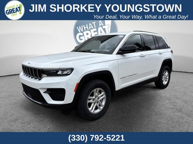 2025 Jeep Grand Cherokee GRAND CHEROKEE LAREDO 4X4