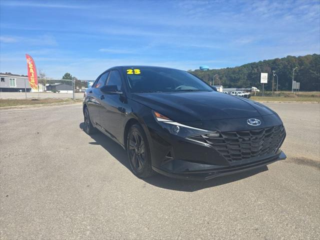 2023 Hyundai Elantra SEL 2023 Hyundai Elantra SEL