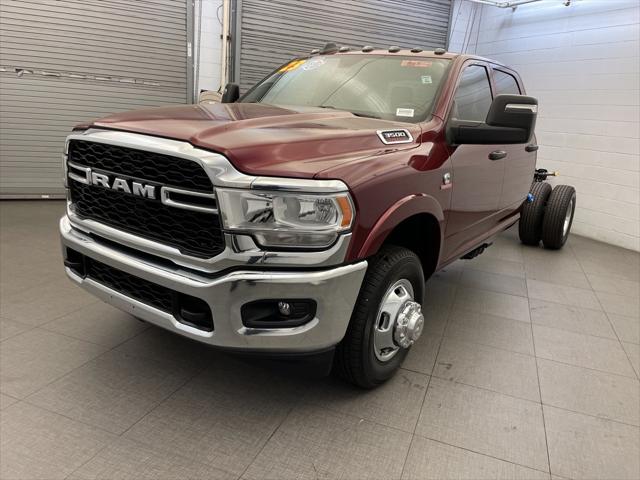 2023 RAM 3500 Chassis Tradesman/SLT/Laramie/Limited 2023 RAM 3500 Chassis Tradesman/SLT/Laramie/Limited