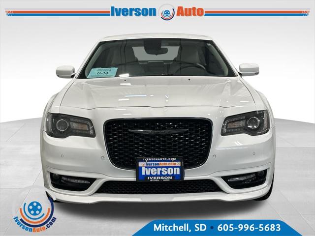 2023 Chrysler 300 Touring-L AWD 2023 Chrysler 300 Touring-L AWD