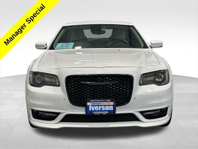 2023 Chrysler 300 Touring-L AWD 2023 Chrysler 300 Touring-L AWD