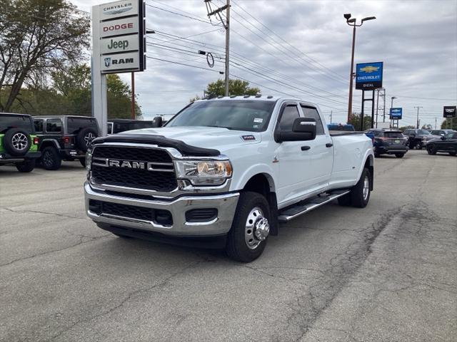 2024 RAM 3500 Tradesman Crew Cab 4x4 8 Box