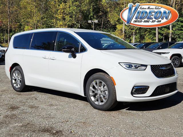 2026 Chrysler Pacifica PACIFICA SELECT AWD 2026 Chrysler Pacifica PACIFICA SELECT AWD