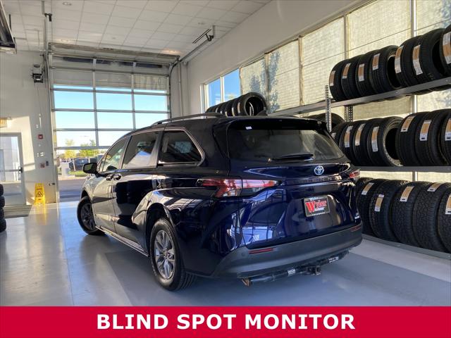 2021 Toyota Sienna XLE FWD 7-Passenger 2021 Toyota Sienna XLE FWD 7-Passenger