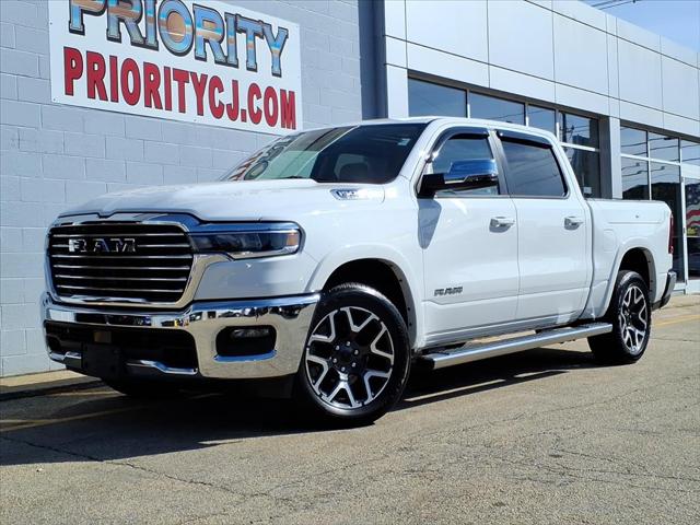 2025 RAM 1500 Laramie Crew Cab 4x4 57 Box
