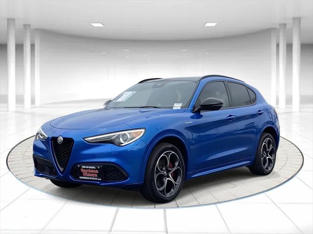 2022 Alfa Romeo Stelvio Veloce Ti AWD 2022 Alfa Romeo Stelvio Veloce Ti AWD